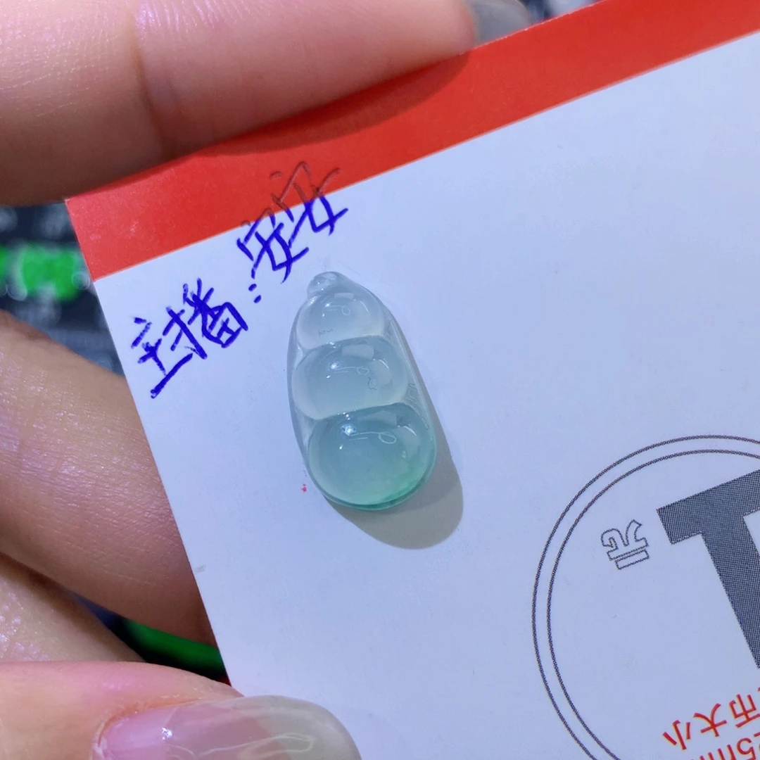 翡翠未镶嵌颈饰纯天然翡翠a货