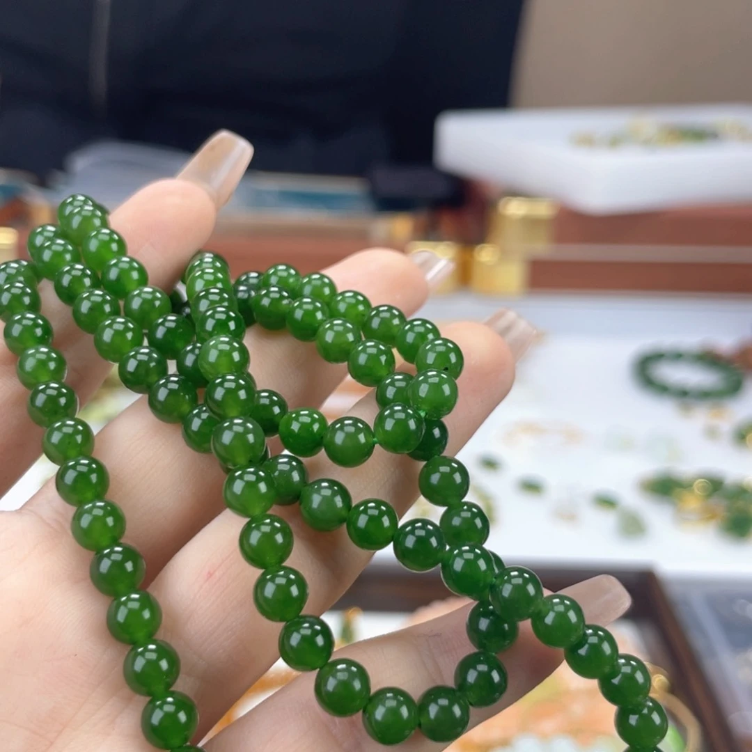 颈饰未镶嵌和田玉卡6mm