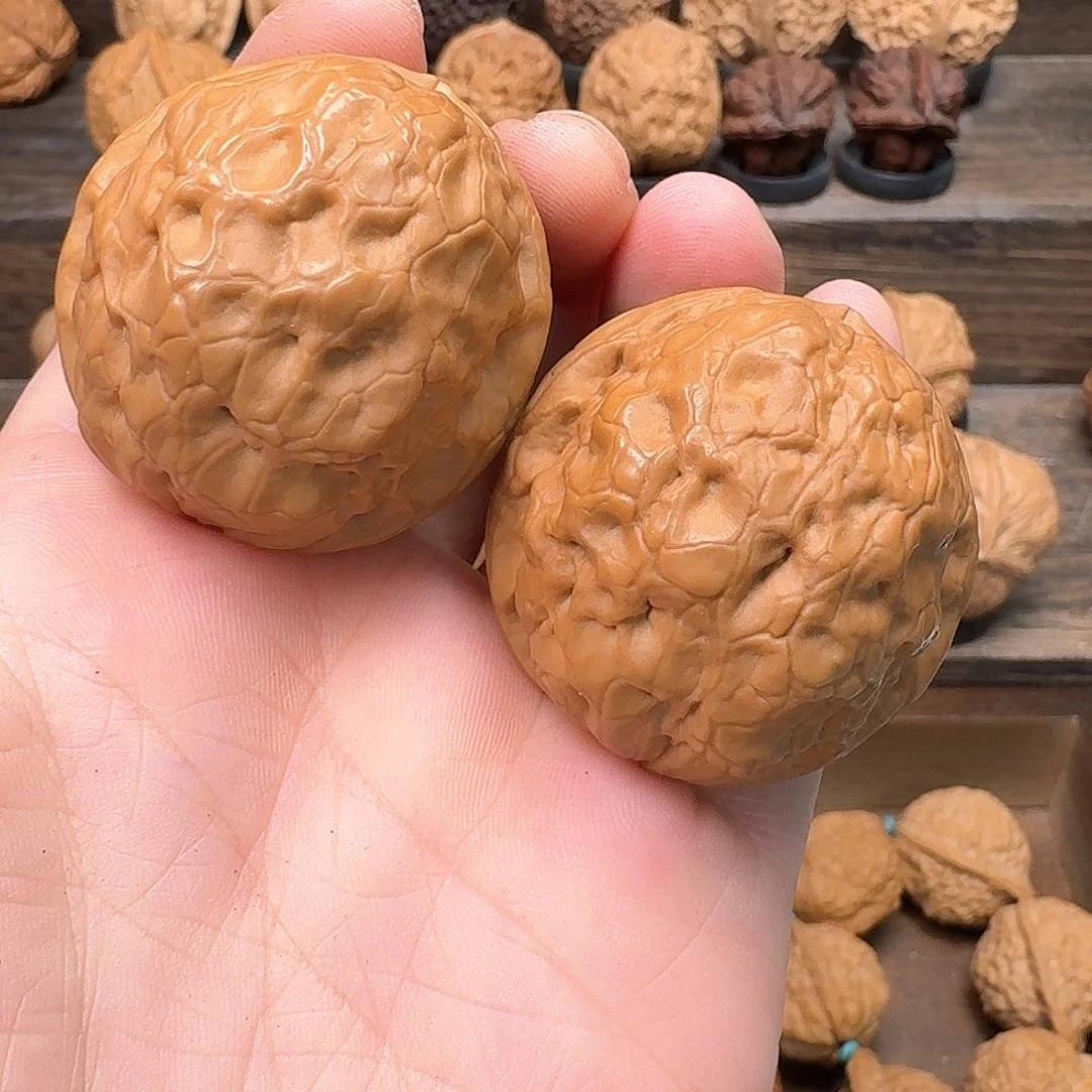 文玩核桃吊坠18金龟子36尺寸