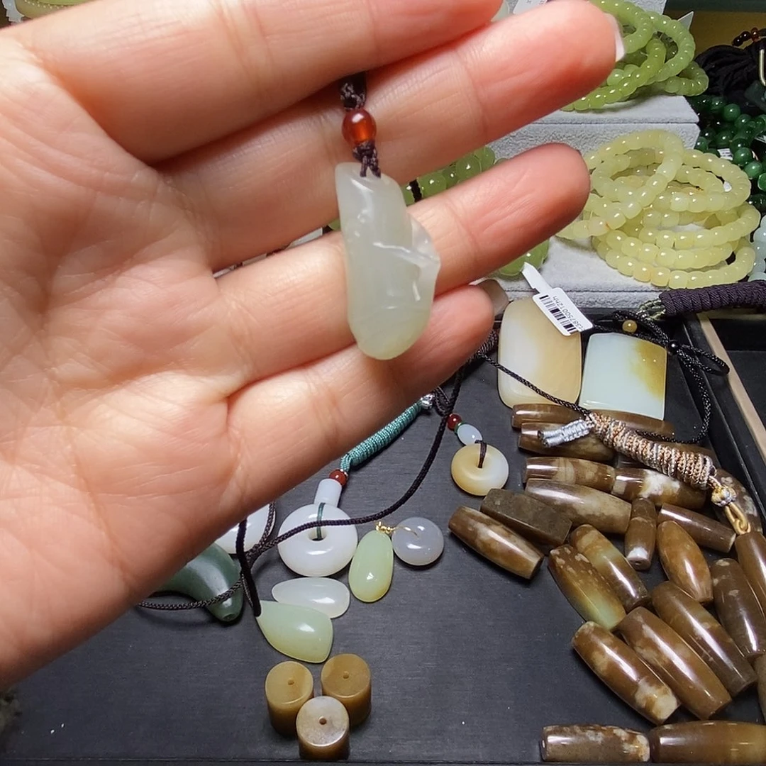 和田玉（糖玉）未镶嵌手链
