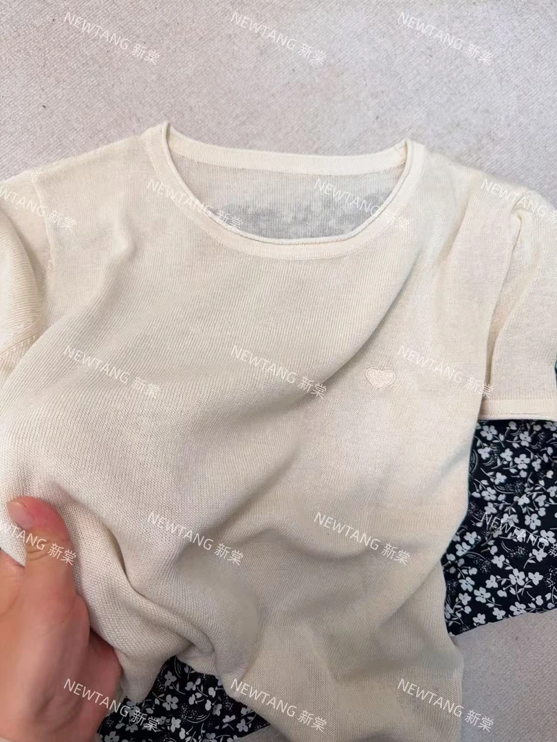 【烟花粉黛】222简约卷边圆领爱心圆领透气显瘦短袖