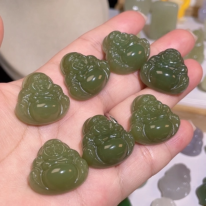 和田玉未镶嵌颈饰发1