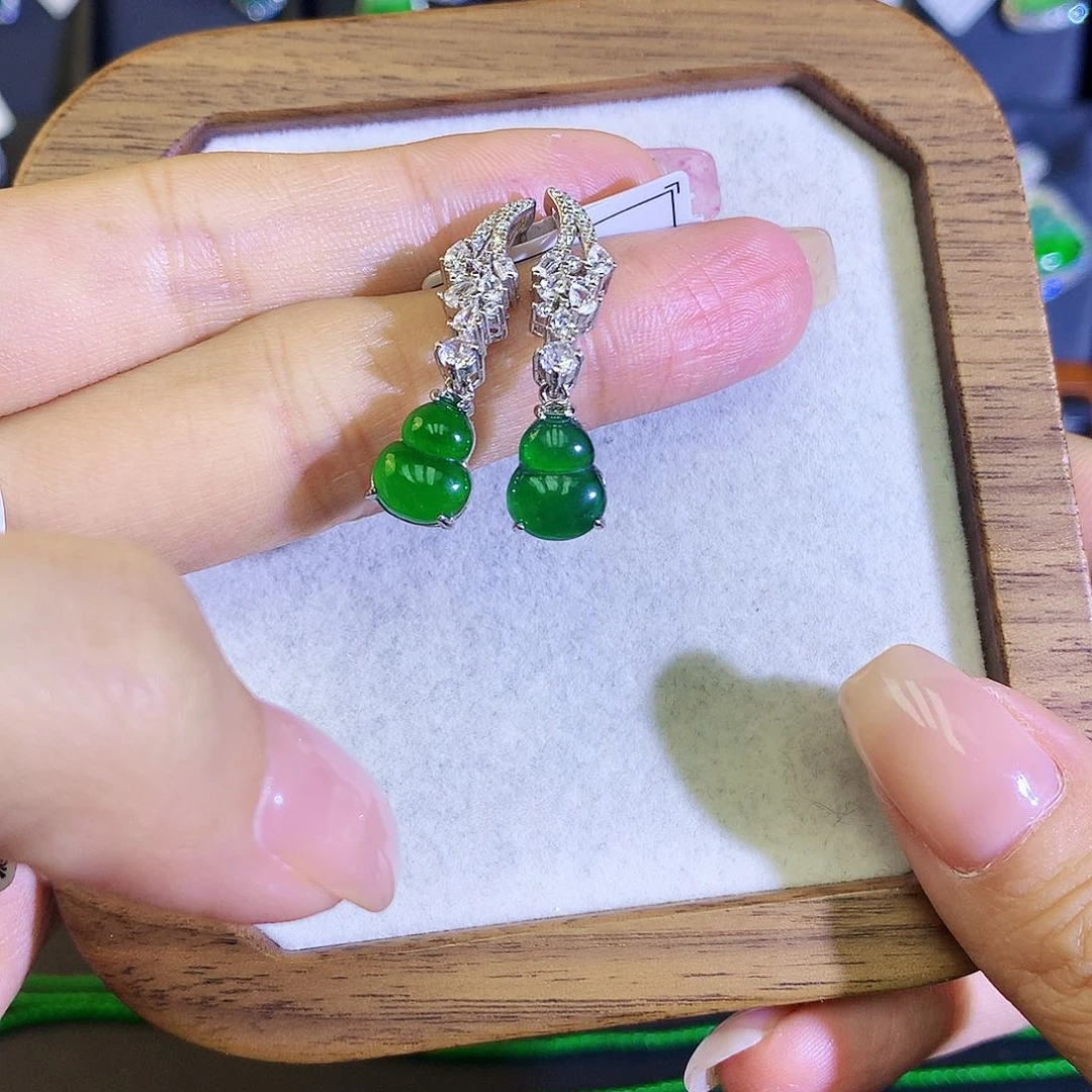 翡翠耳饰银S925镶嵌天然翡翠耳钉