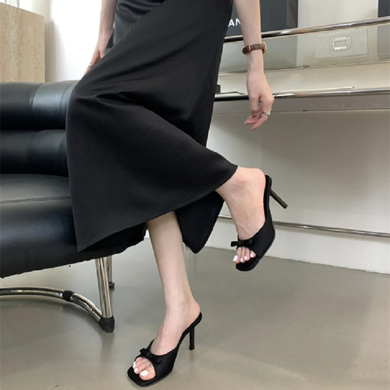 方头外穿蝴蝶结露趾细高跟拖鞋女法式凉拖穆勒半拖鞋凉鞋