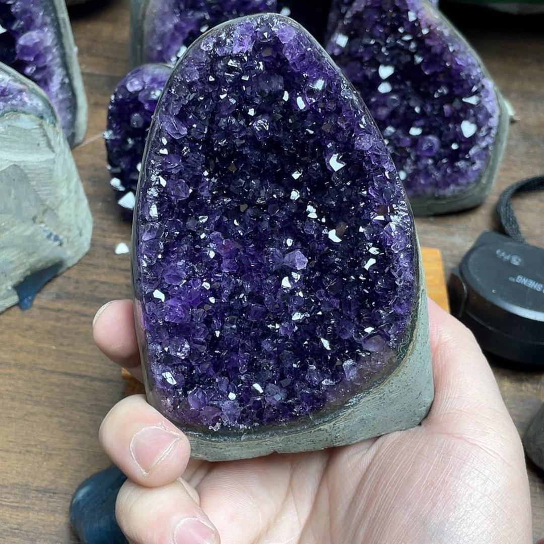 紫晶大型摆件（非配饰）未镶嵌阿*
