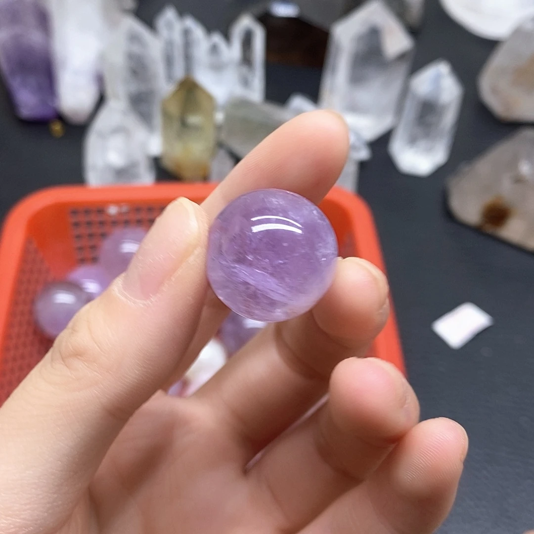 未镶嵌颈饰水晶87