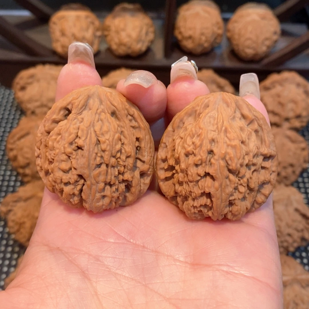 文玩核桃把件M****i核桃