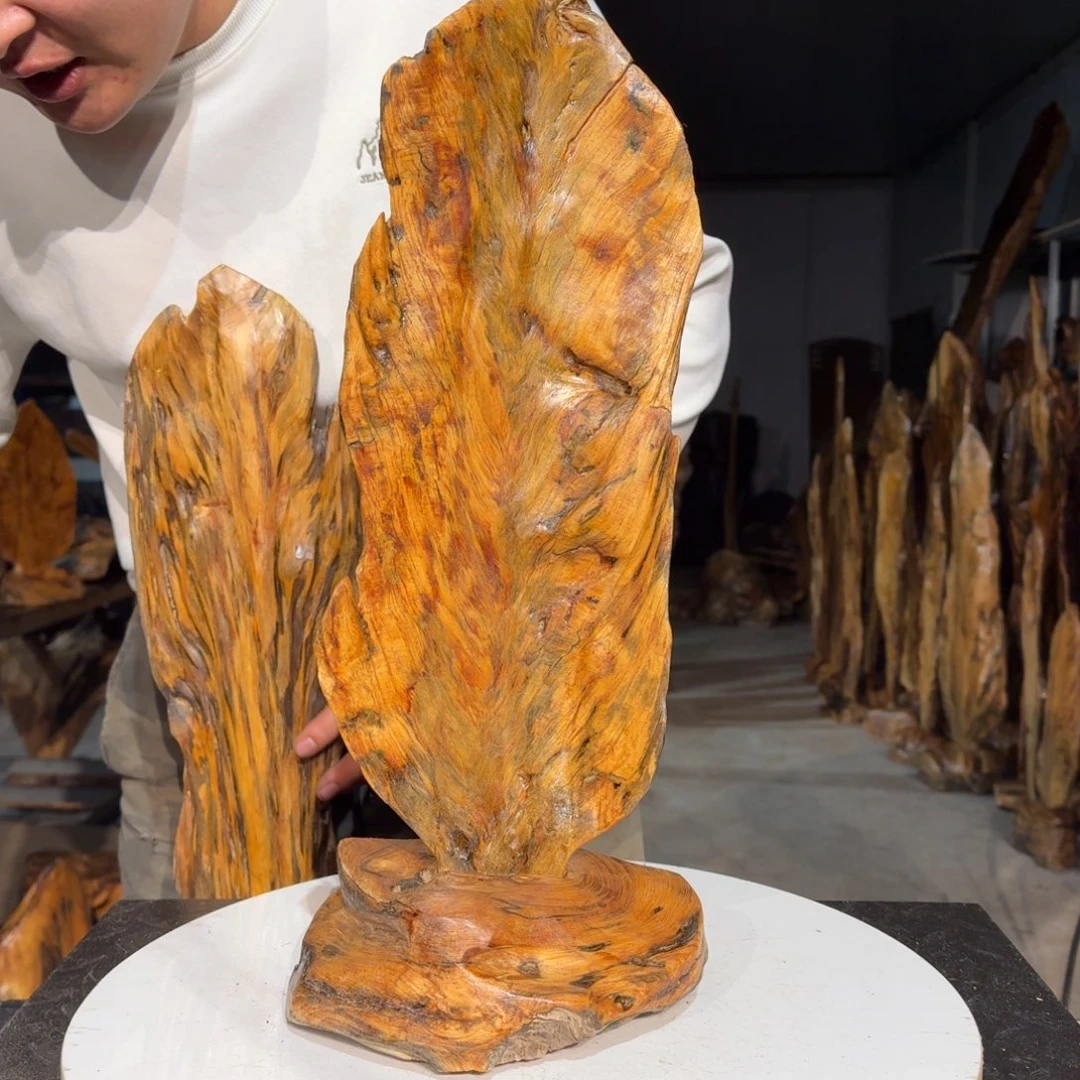 大***哥木佳友琥珀木摆件1