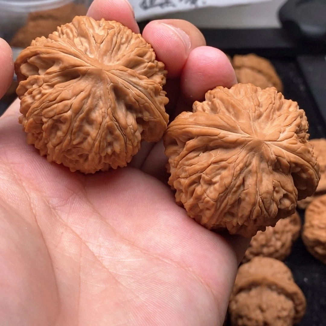 文玩核桃吊坠@**奇女娲石