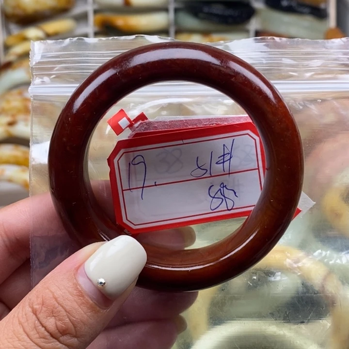 蛇纹石玉未镶嵌颈饰A*e