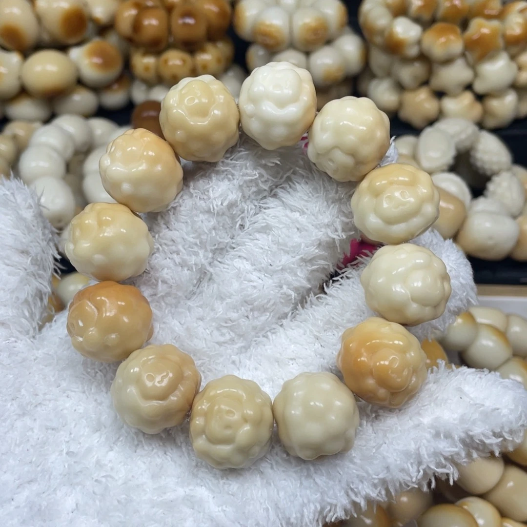 手串菩提根/象牙果1.4.28糖心羊