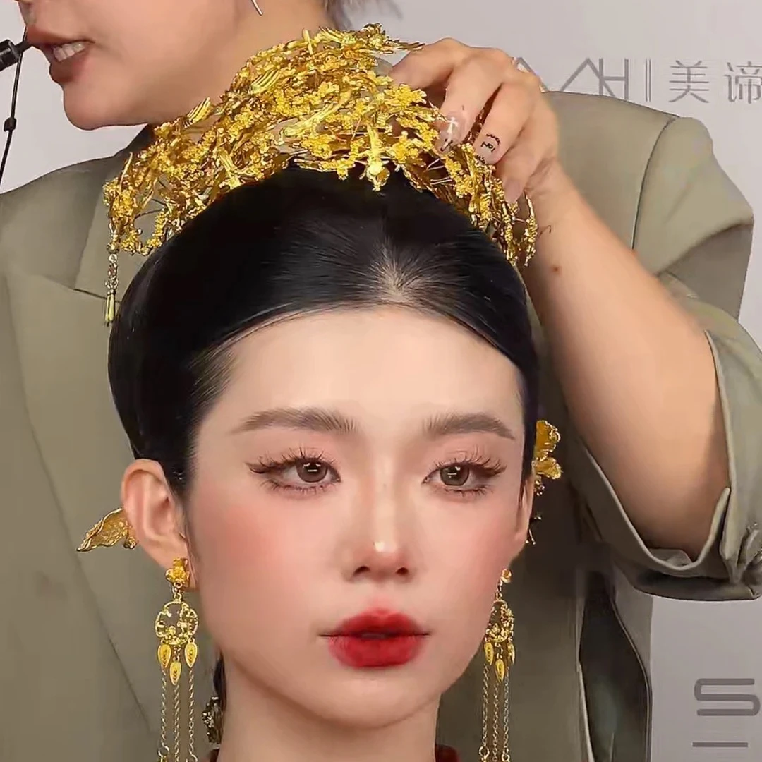 z8327金色精致重工半冠中式婚礼新娘秀禾古风龙凤褂新娘头饰