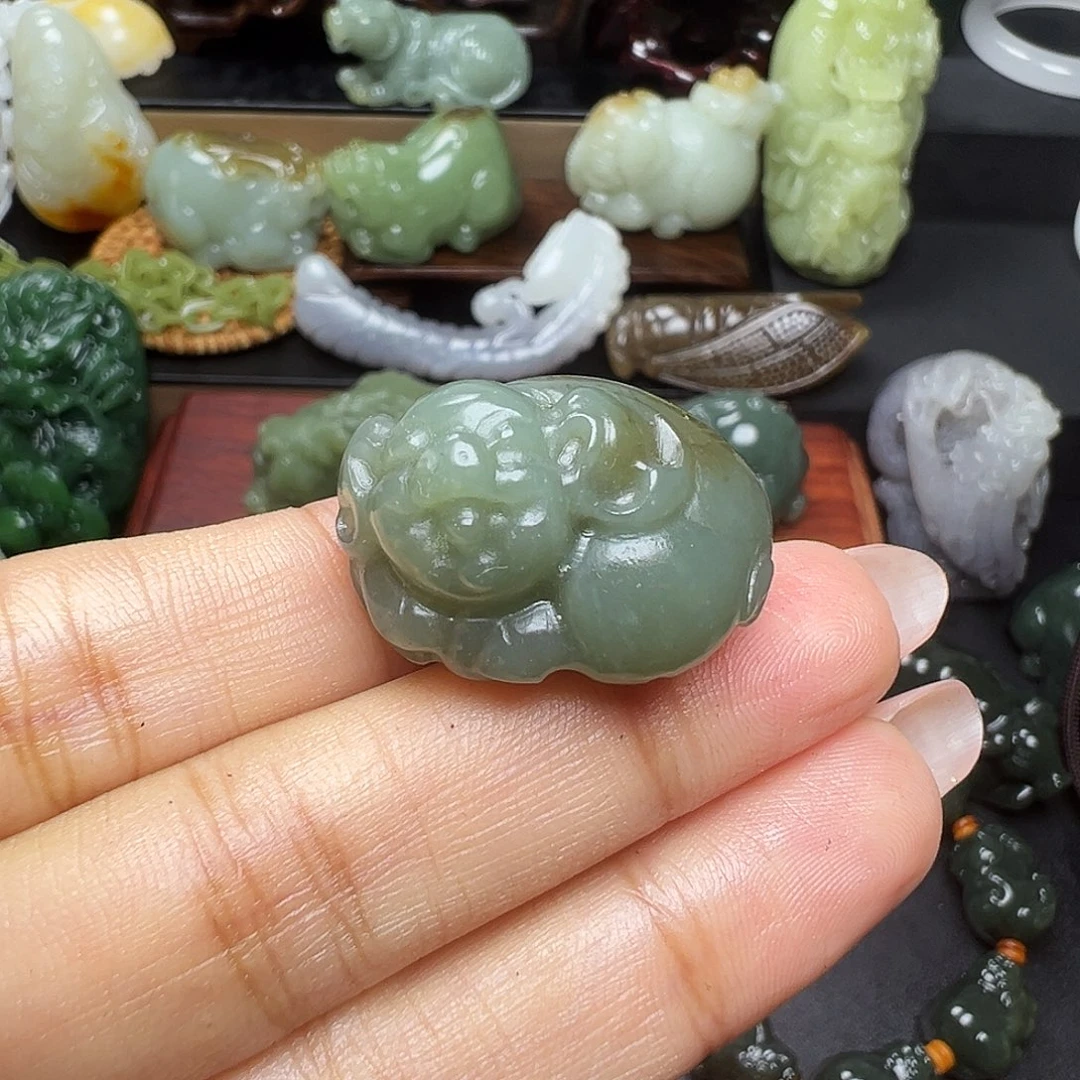 和田玉未镶嵌挂件