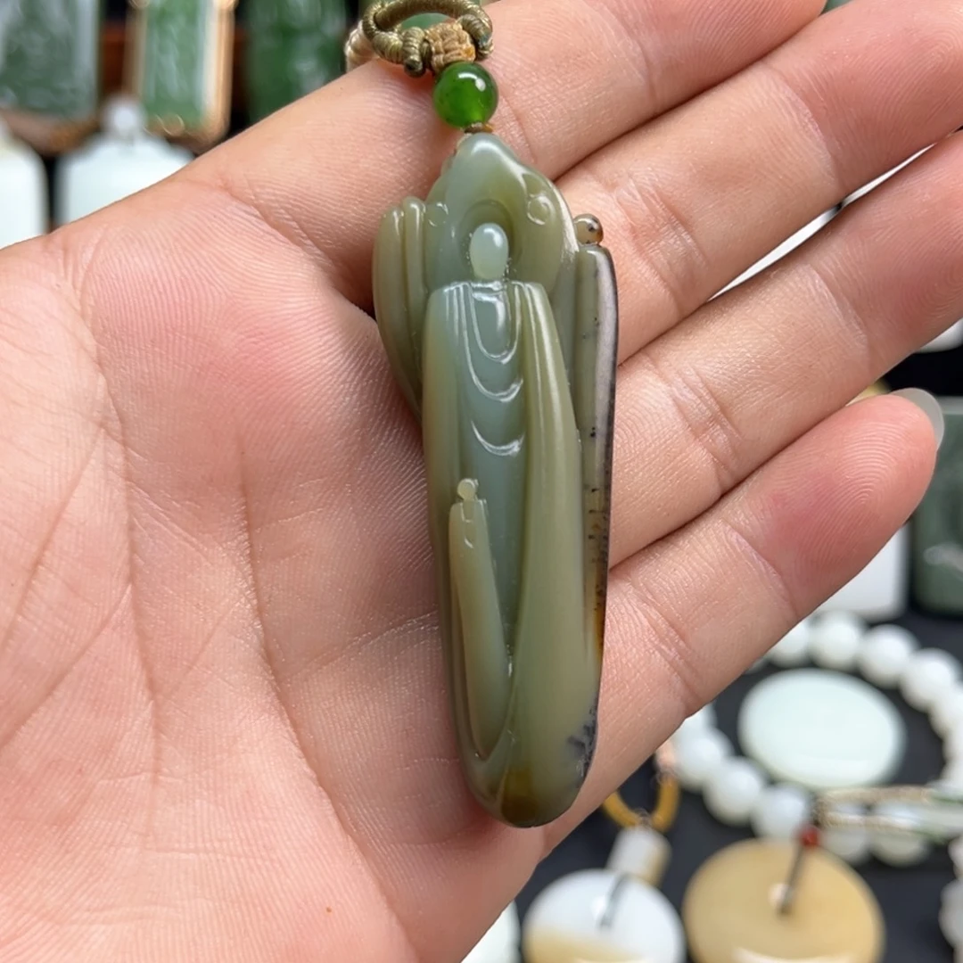 随***逛和田玉未镶嵌挂件