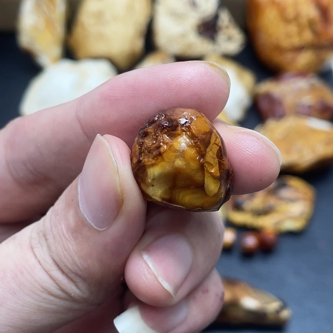 定制琥珀未镶嵌小*子定制