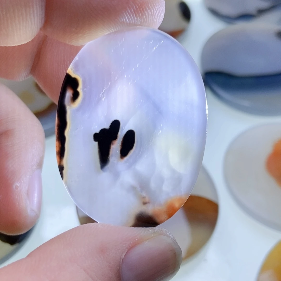 【闪购商品】玛瑙/玉髓颈饰未镶嵌海*