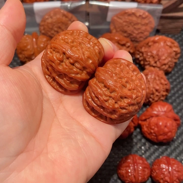 把件文玩核桃40尺寸白狮子1023（球状，上色特快）
