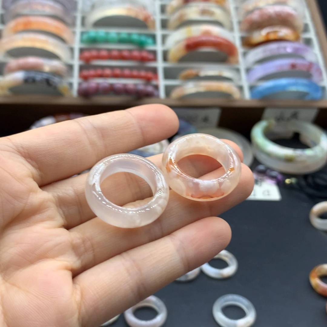 【闪购商品】玛瑙/玉髓手镯未镶嵌鸢*
