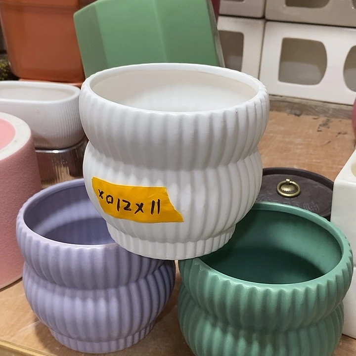 摆件陶盆有孔 瑕疵介意勿拍