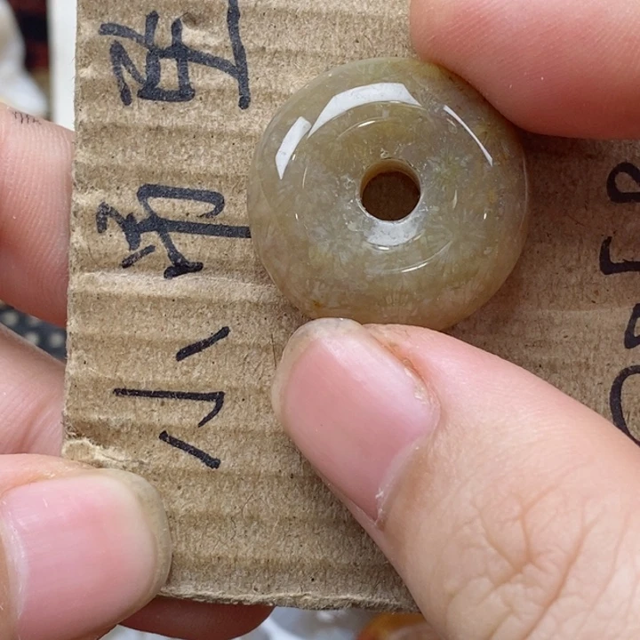 颈饰未镶嵌硅化珊瑚（珊瑚玉）s*浪