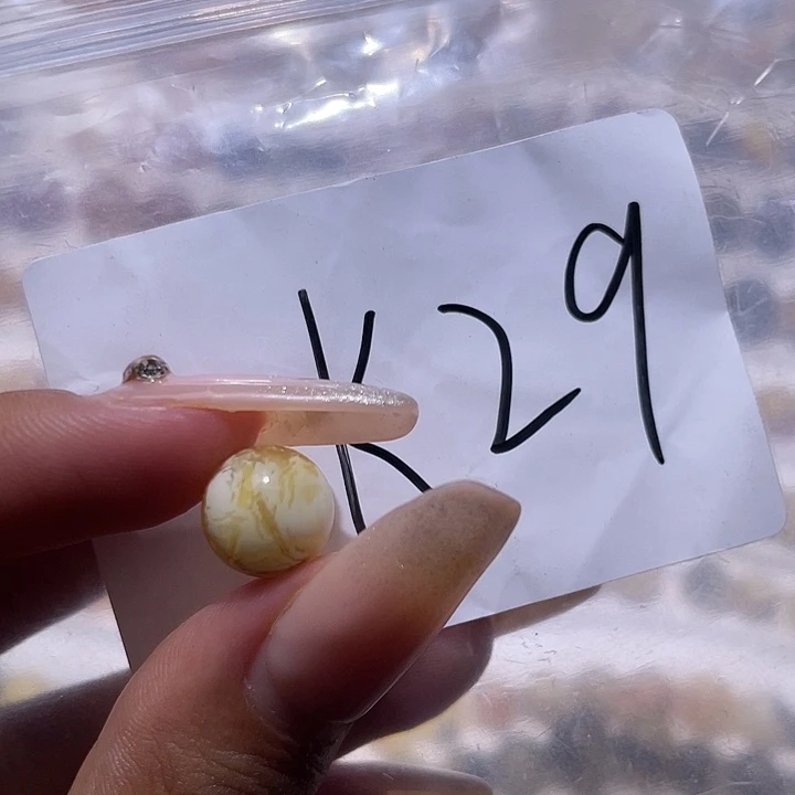琥珀未镶嵌裸石10.2福利