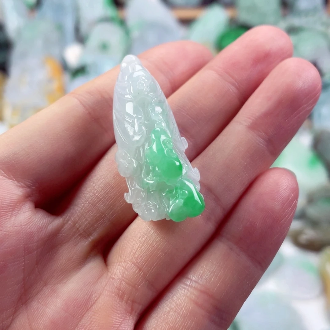 翡翠未镶嵌吊坠(不含链)