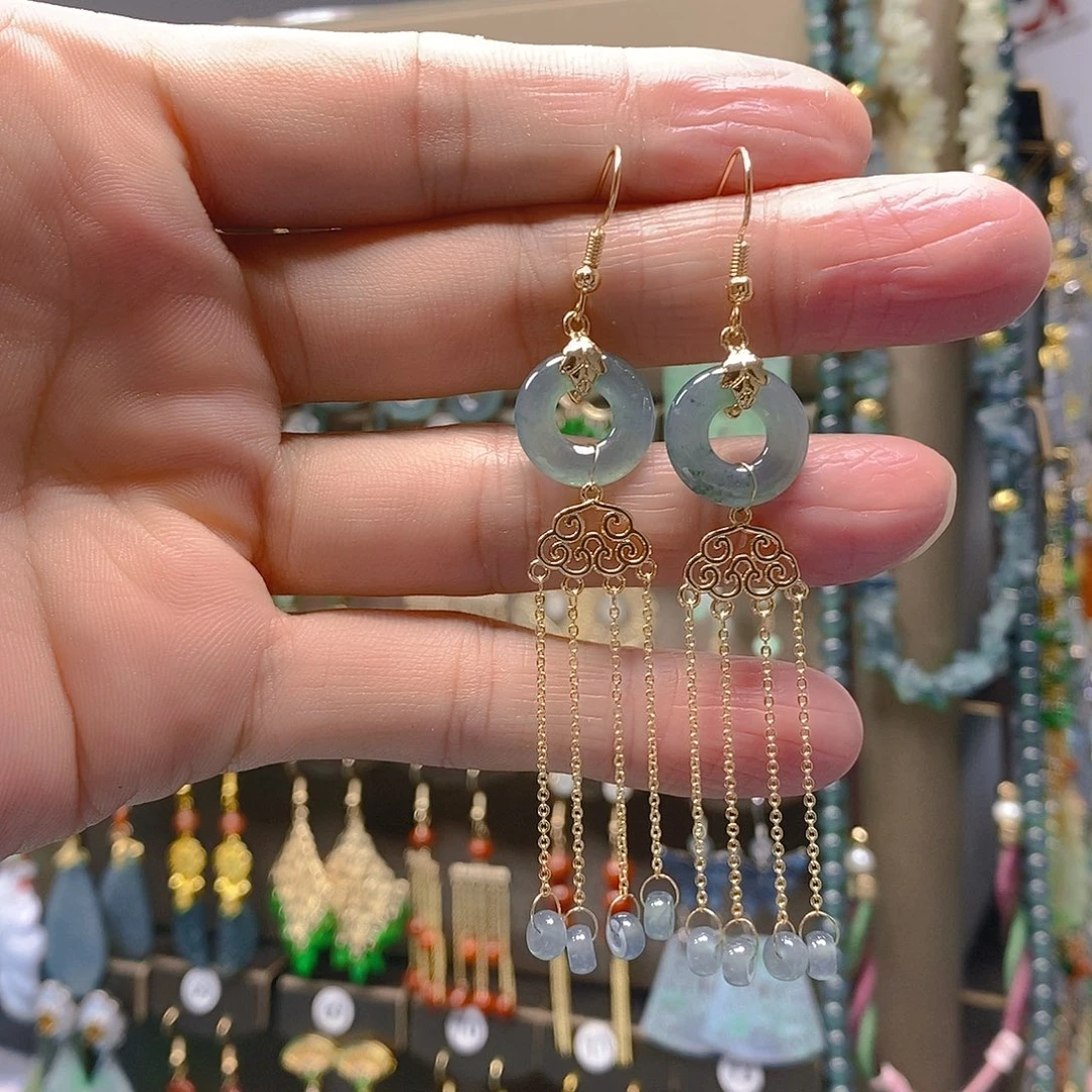 未镶嵌翡翠耳饰翡翠
