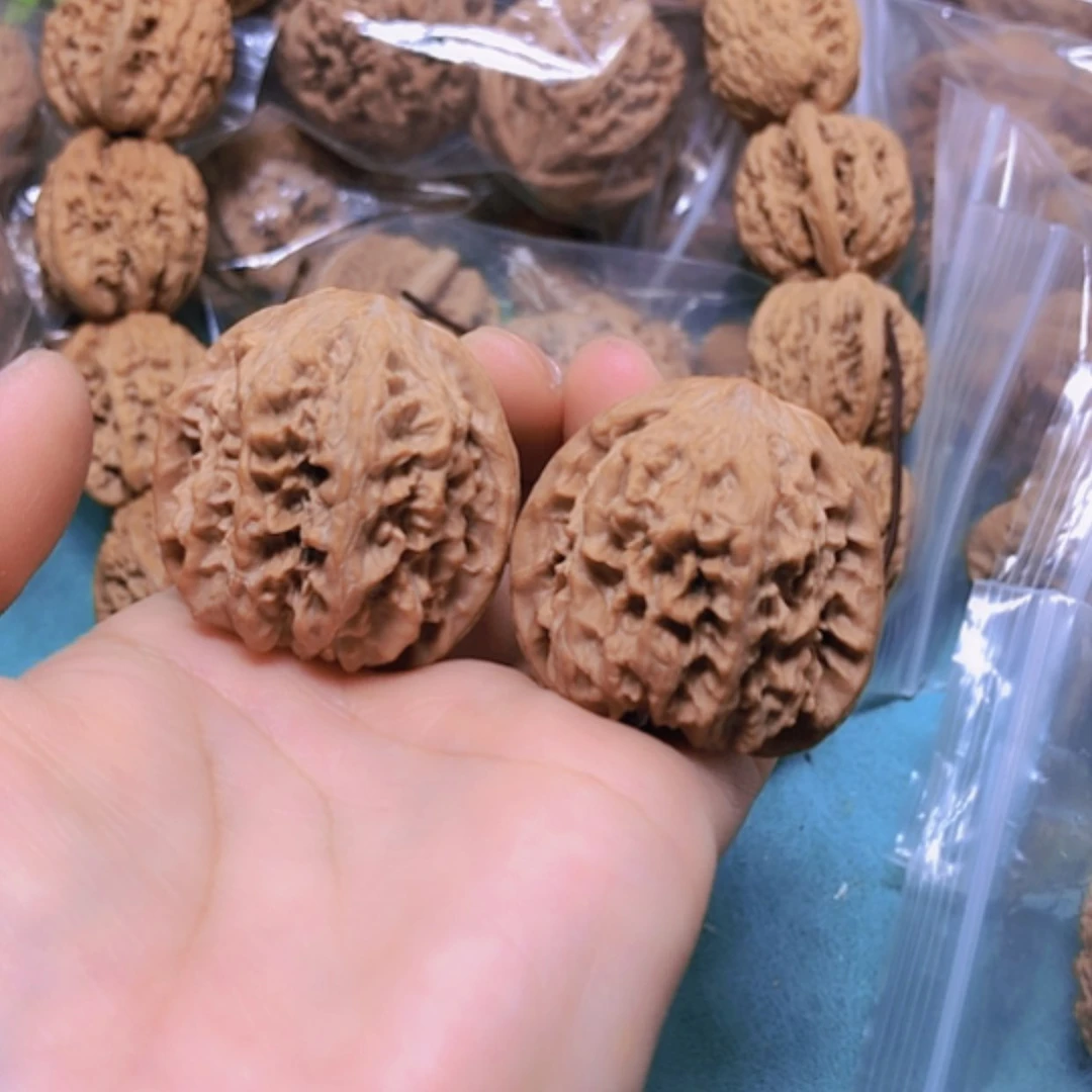 【闪购商品】把件核桃38野牛有修