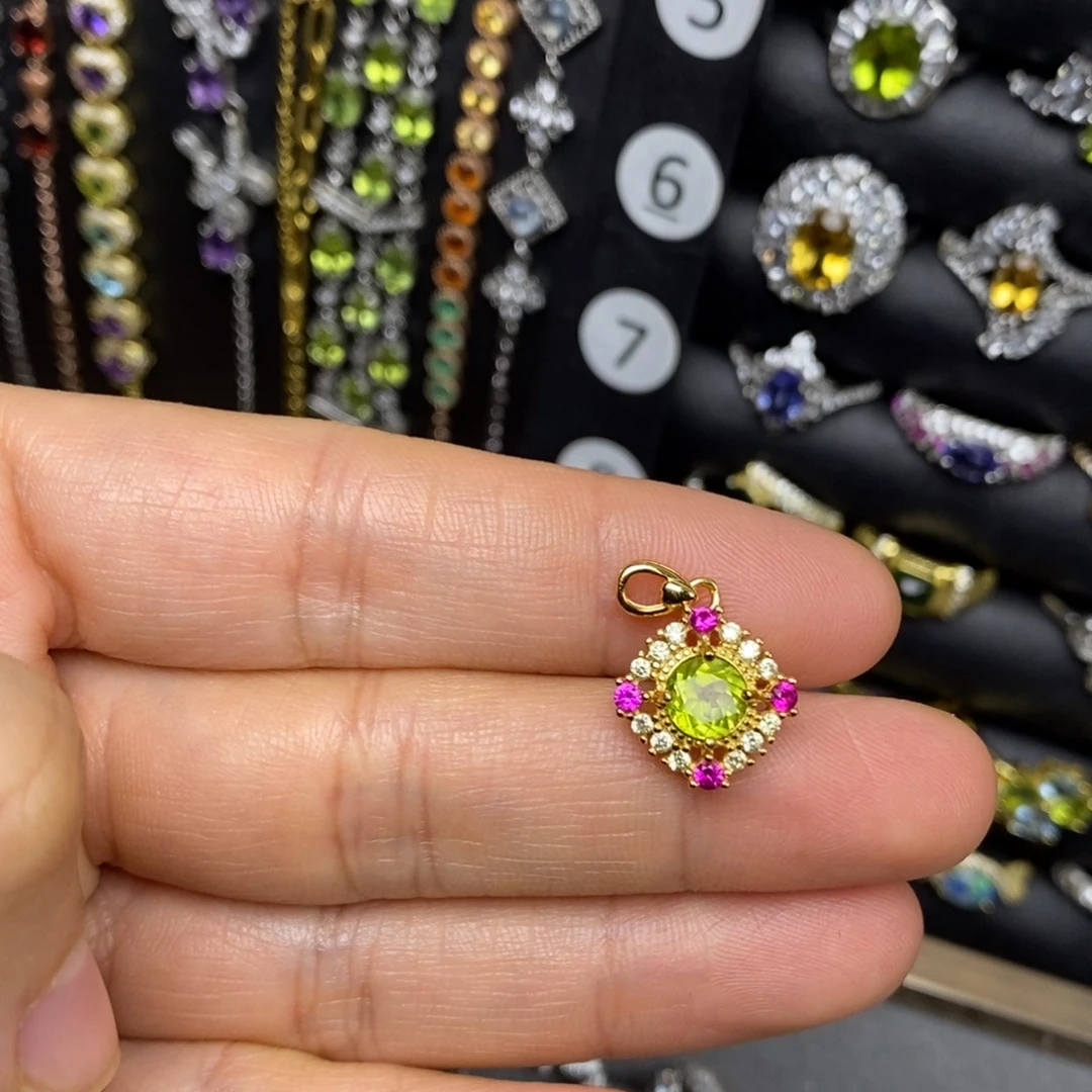 银S925镶嵌橄榄石颈饰