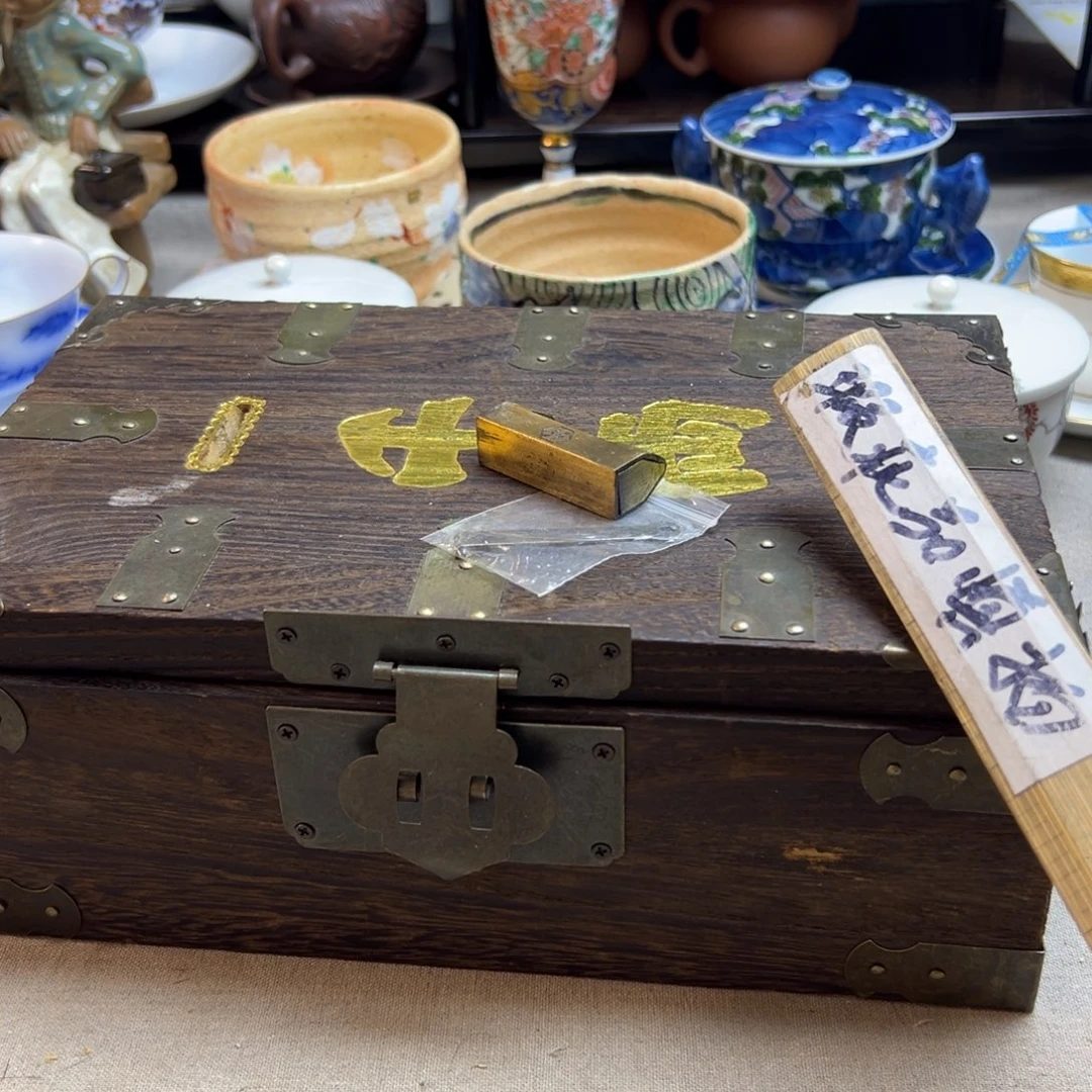 陶瓷艺术的发展和艺术创作