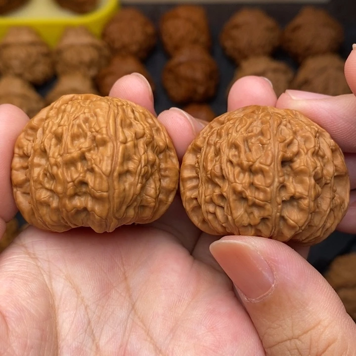 文玩核桃把件狮子38