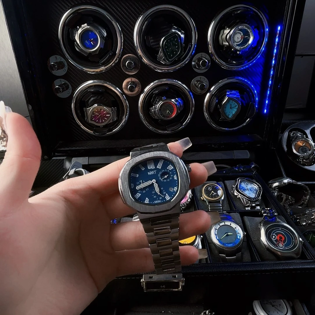 王***曦钢锻造碳石英机芯-光能机芯