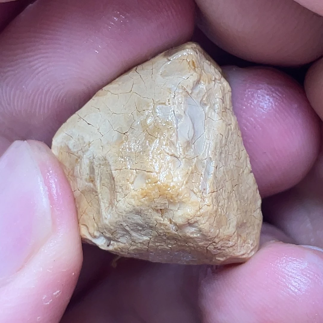 定制琥珀未镶嵌R**n定制