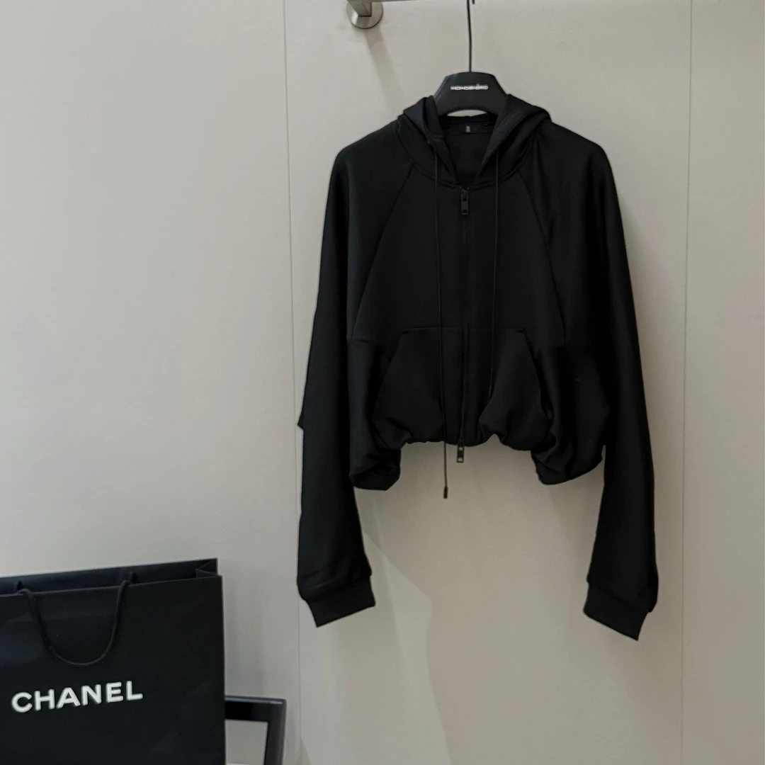 R轮R23 Momoshero 黑色拉链连帽外套