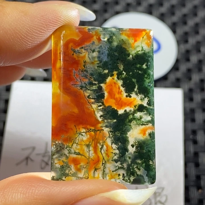 未镶嵌颈饰玛瑙/玉髓东**滨
