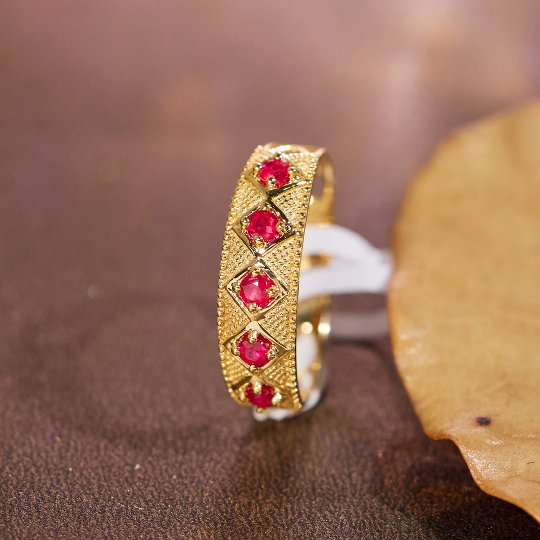 玉峰珠宝【安娜】红宝石戒指18K金【U1426】多样性发一