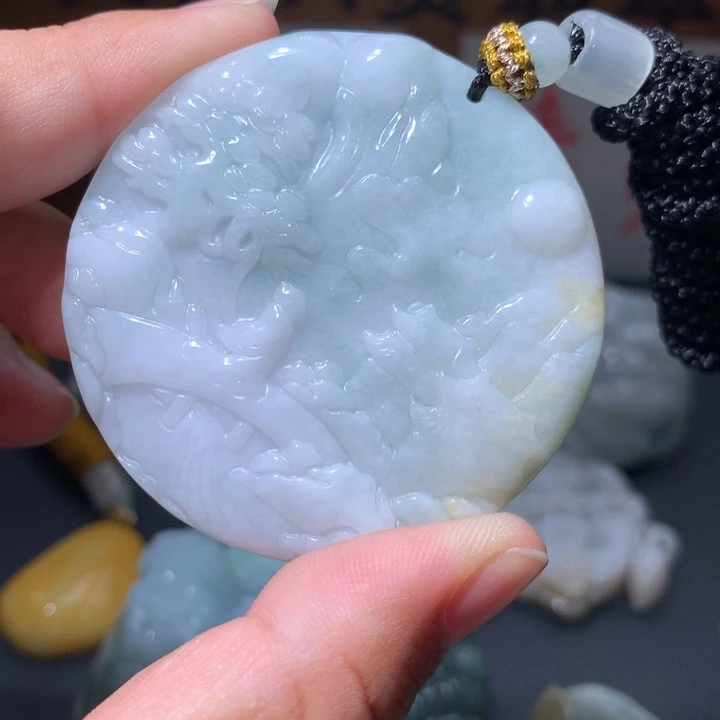 翡翠未镶嵌颈饰保真天然A货翡翠