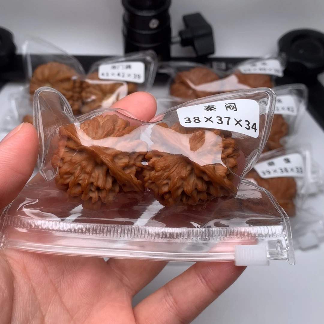 通****文玩核桃吊坠秦闷