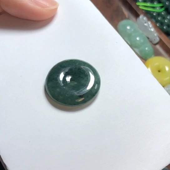 翡翠未镶嵌颈饰缅甸A货，每天下午1点半开播