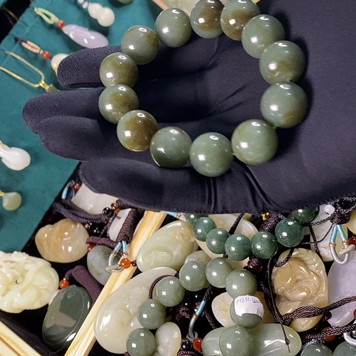 未镶嵌手链和田玉24