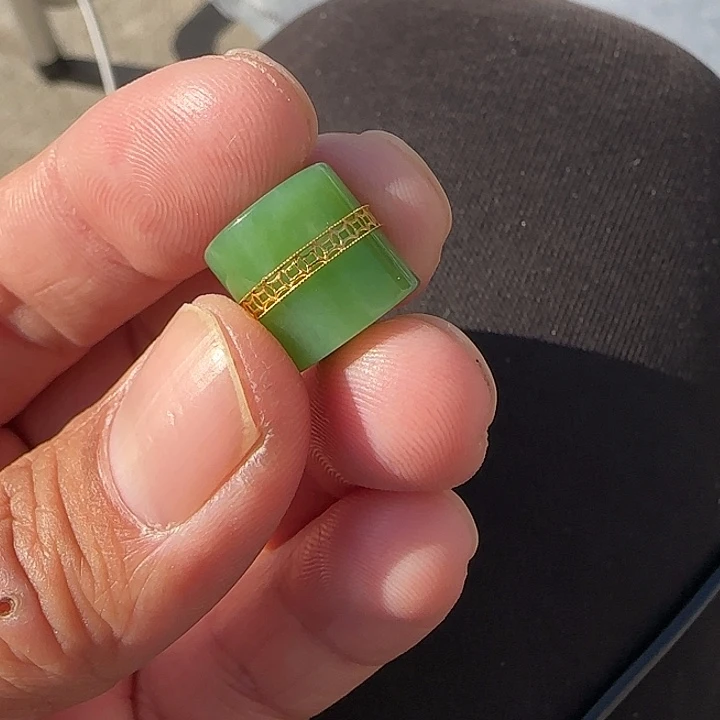 和田玉（碧玉）18K金镶嵌颈饰