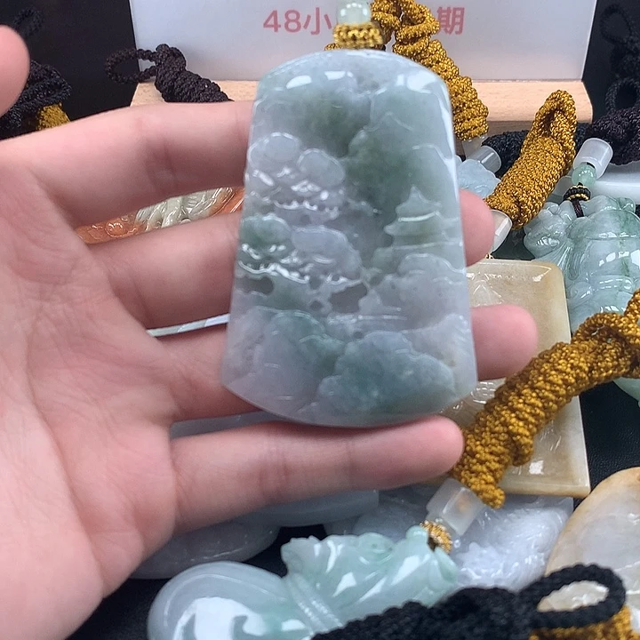 翡翠未镶嵌颈饰天然保真a货翡翠