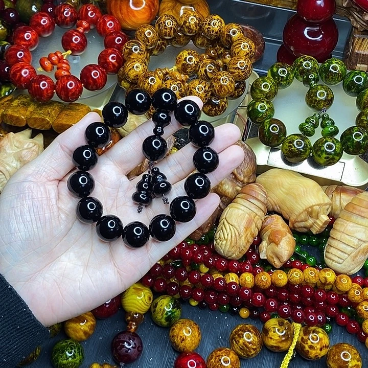 松木琥珀木文玩手串