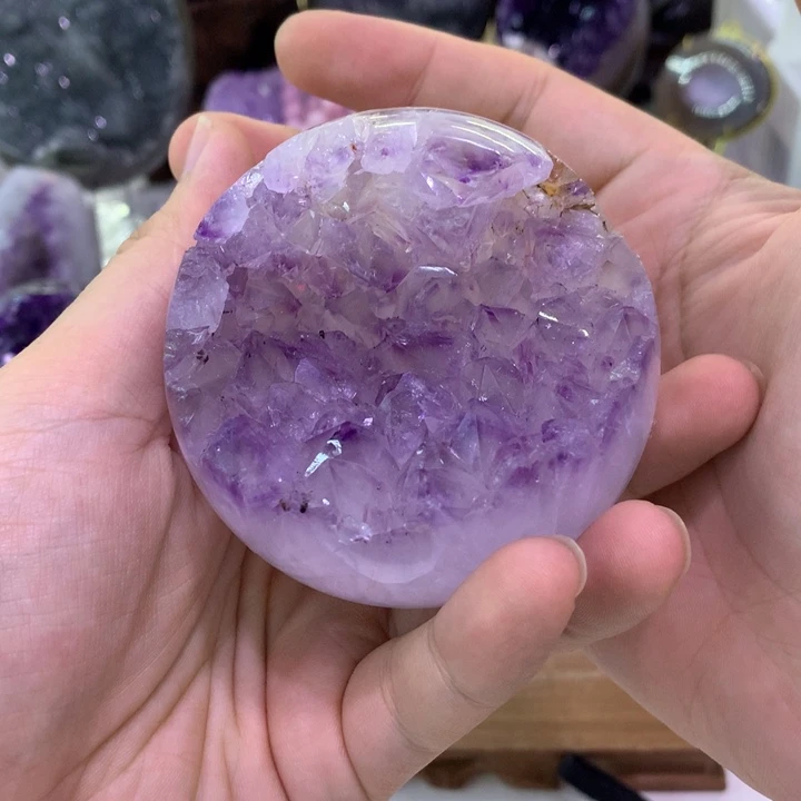 未镶嵌水晶大型摆件（非配饰）