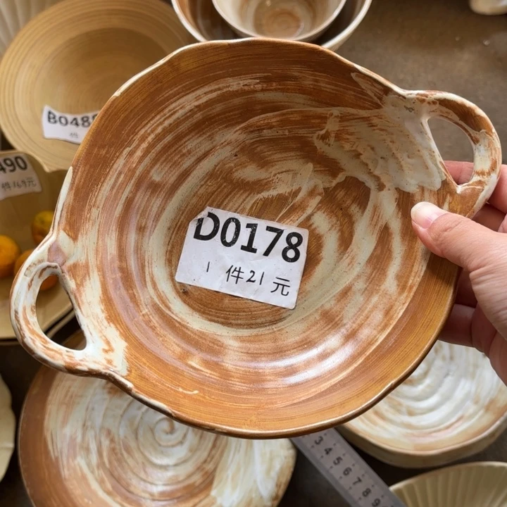 瓷178粗陶双耳碗1个