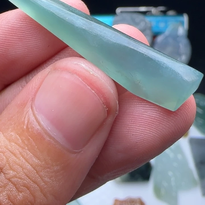 未镶嵌定制翡翠不包工