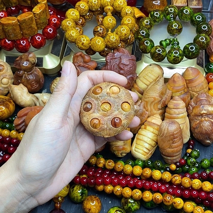 松木琥珀木文玩手串