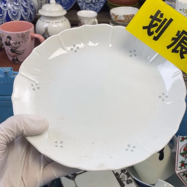 他家瓷器真美….开播了