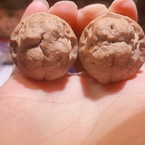 文玩核桃把件祥龙疙瘩包带彩36