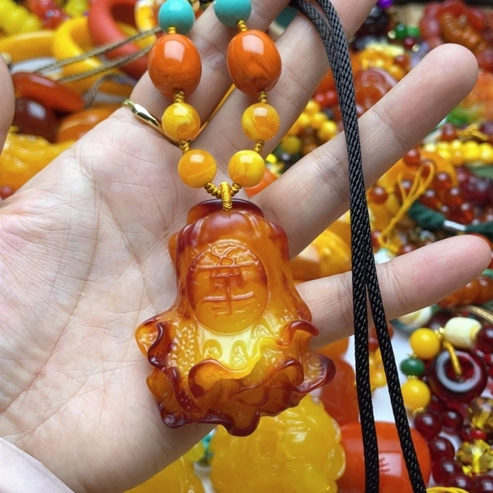 树脂制品50号雕刻吊坠